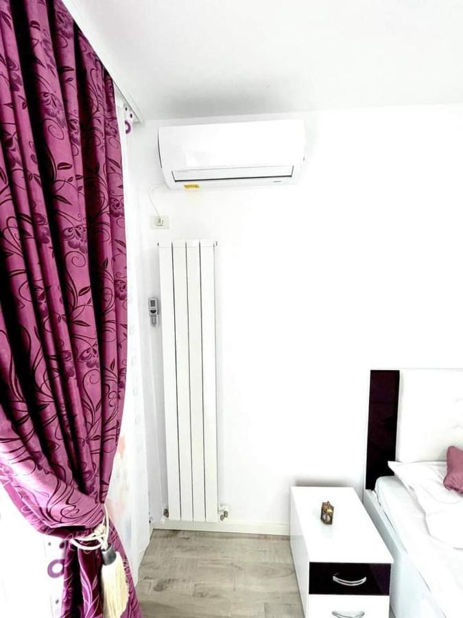 Studio Velier Mamaia Nord Esterno foto